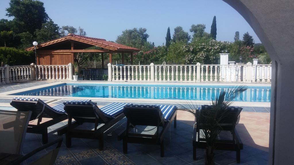 Liberta Guesthouse Seferihisar Zimmer foto